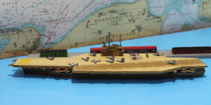 Flugzeugträger CV-59 "Forrestal" mit Flugzeugen (1 St.) USA 1955 von Wiking